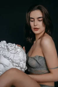Paradise Escort Service For 100% Satisfaction Paradise Escort Service