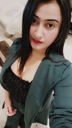 Escort Girl Pallavi